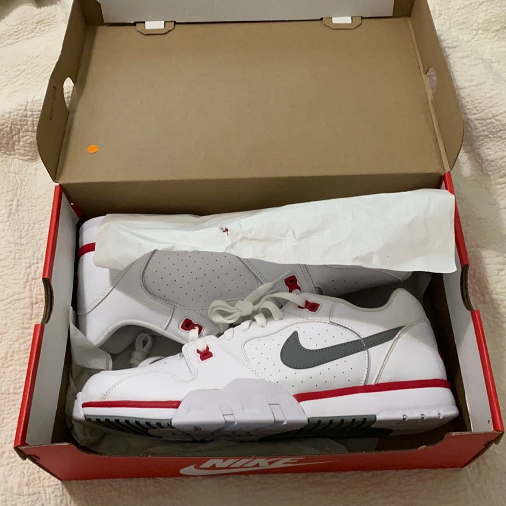 New in box Nike Cross Trainer Low size 13